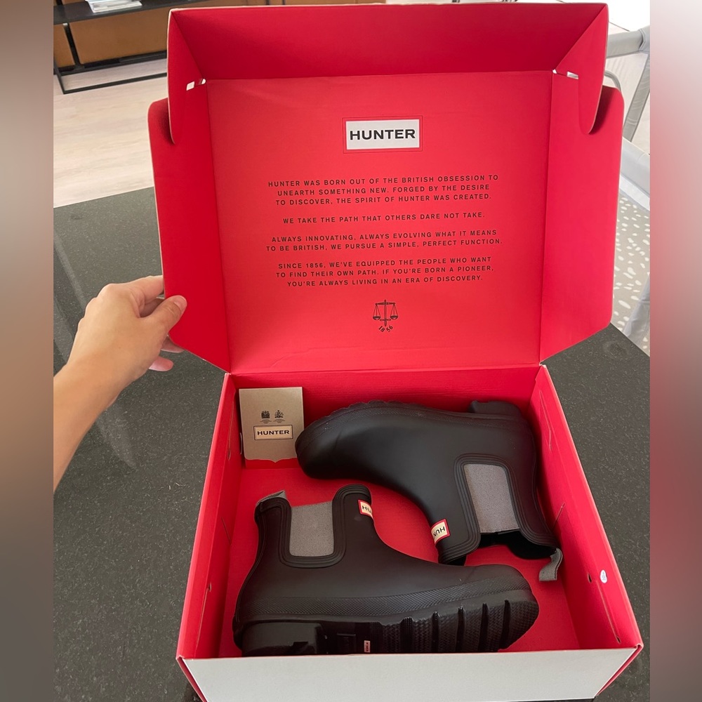 Hunter Chelsea Rain Boot Black Tundra Grey Waterproof